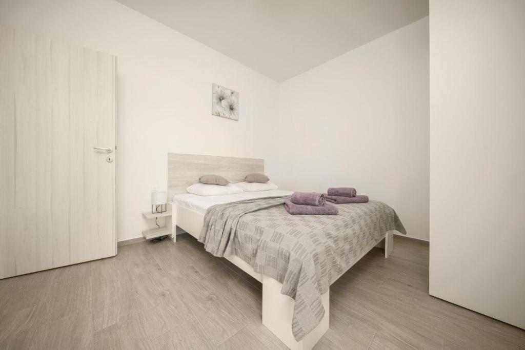 Apartment Stefanio ヴォディツェ エクステリア 写真
