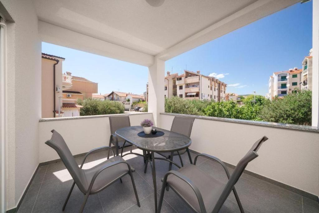 Apartment Stefanio ヴォディツェ エクステリア 写真